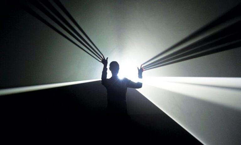 Aílton Krenak e a busca da totalidade cósmica