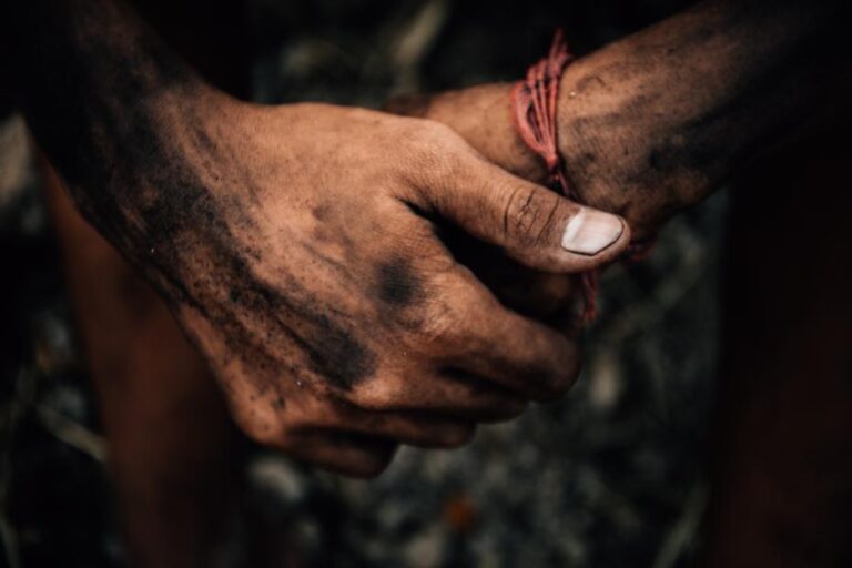 Quatro defensores ambientais são mortos a cada semana