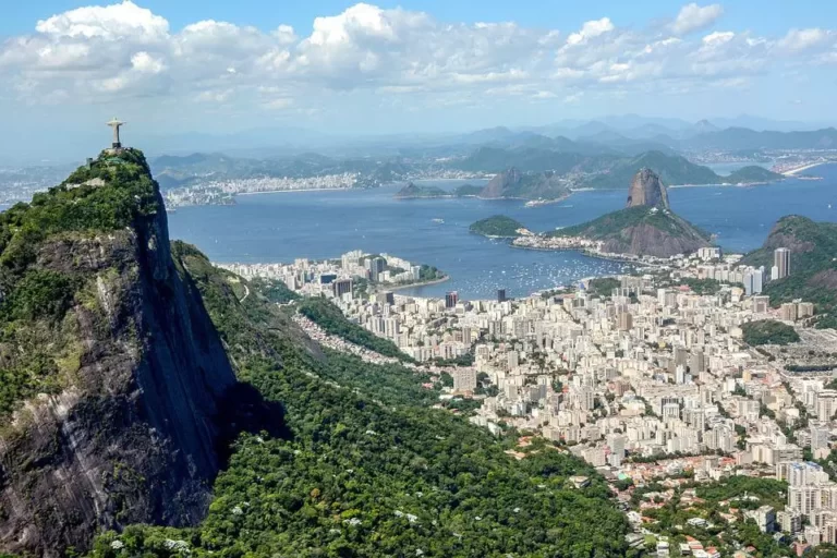 Baía de Guanabara recebe iniciativa para acelerar negócios que protejam o meio ambiente