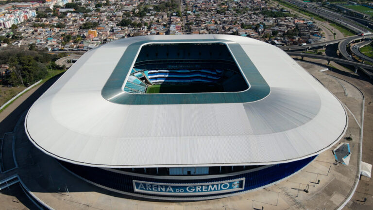 COM USO DE ENERGIA RENOVÁVEL, ARENA DO GRÊMIO PRESERVA O EQUIVALENTE A 18 CAMPOS DE FUTEBOL EM FLORESTAS DE ARAUCÁRIAS
