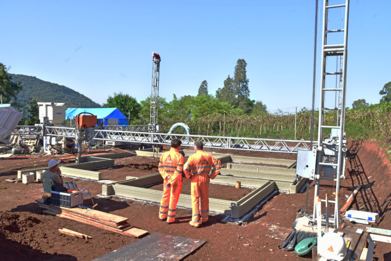 Casa de concreto é construída por impressão 3D no Rio Grande do Sul