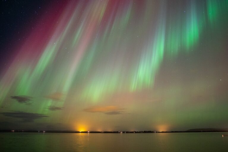 Brasileiros testemunham fenômeno raro de Tempestade Solar na Islândia