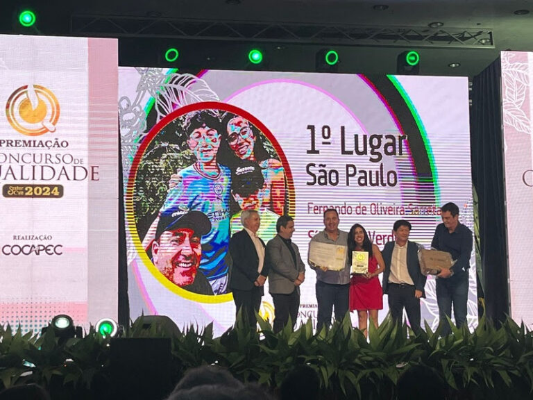 Microbioma do solo e sustentabilidade: Os segredos do Café Campeão de Fernando Sarreta