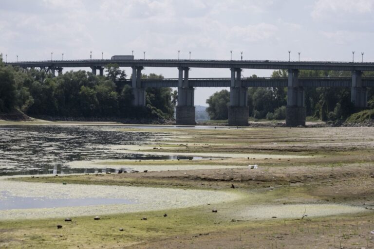 Esgotamento da água continental