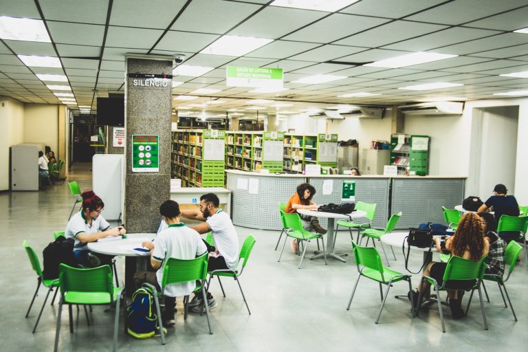 Educar para Energizar: Siemens Energy redefine sua atuação na COP30 para investir em capacitação de jovens na Amazônia
