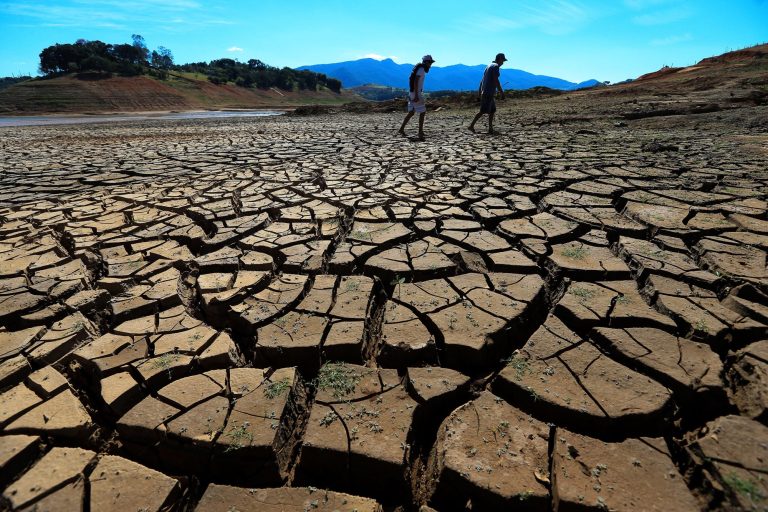 Edificações inteligentes são a chave para acelerar descarbonização e solucionar desafio climático, aponta Johnson Controls