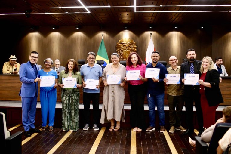 Abrajet&nbsp;Pará completa 20 anos e recebe homenagens em sessão solene na ALEPA