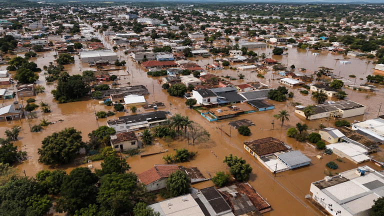 Dois anos após inundações históricas, 36 municípios gaúchos têm leis que fragilizam APPs urbanas